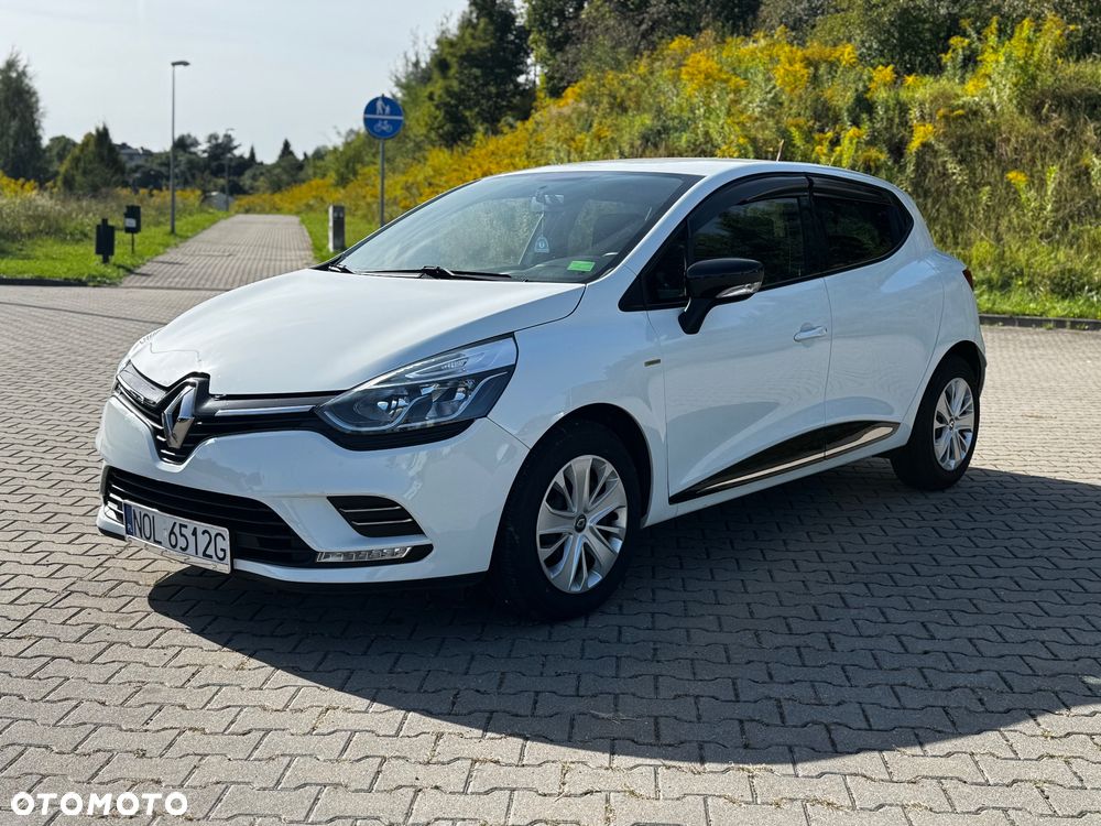 Renault Clio 1.2 16V 75 LIMITED - 1