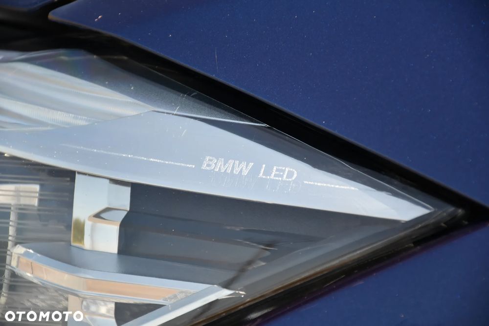 BMW Seria 3 318i Sport Line - 30