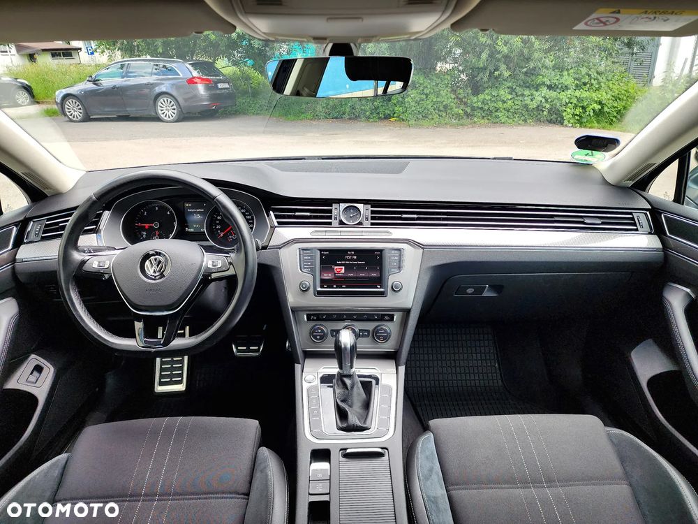 Volkswagen Passat Alltrack 2.0 TDI SCR 4Motion DSG - 20