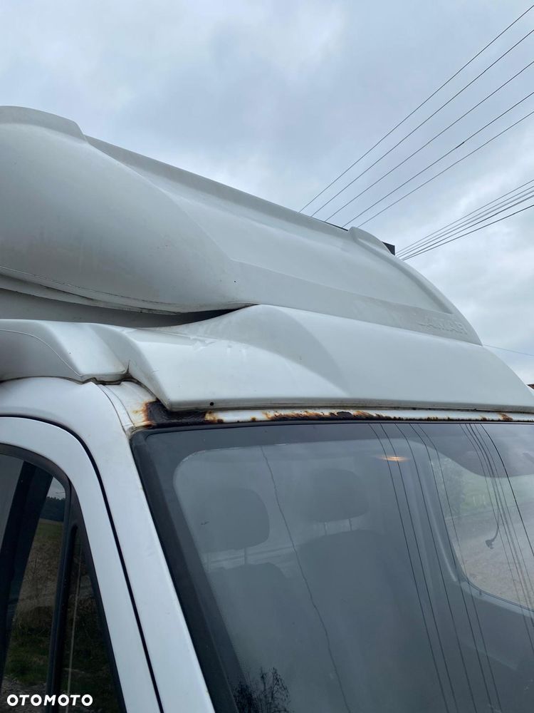 Mercedes-Benz SPRINTER - 13