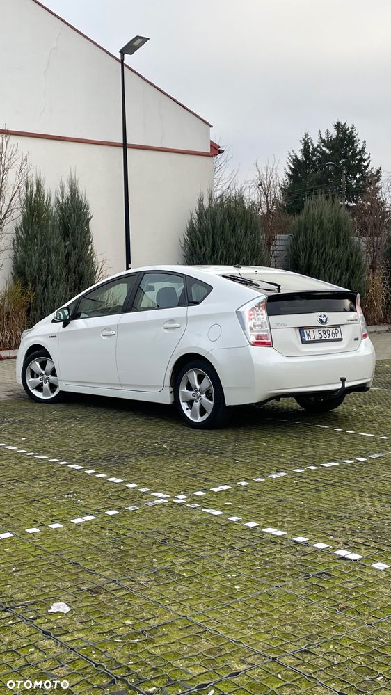 Toyota Prius 1.8 HSD Premium - 15