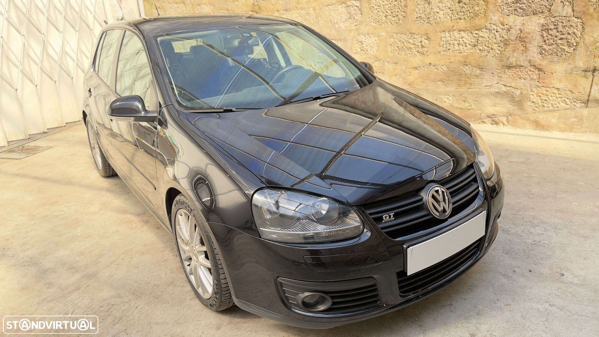 VW Golf 2.0 TDi GT Sport - 1