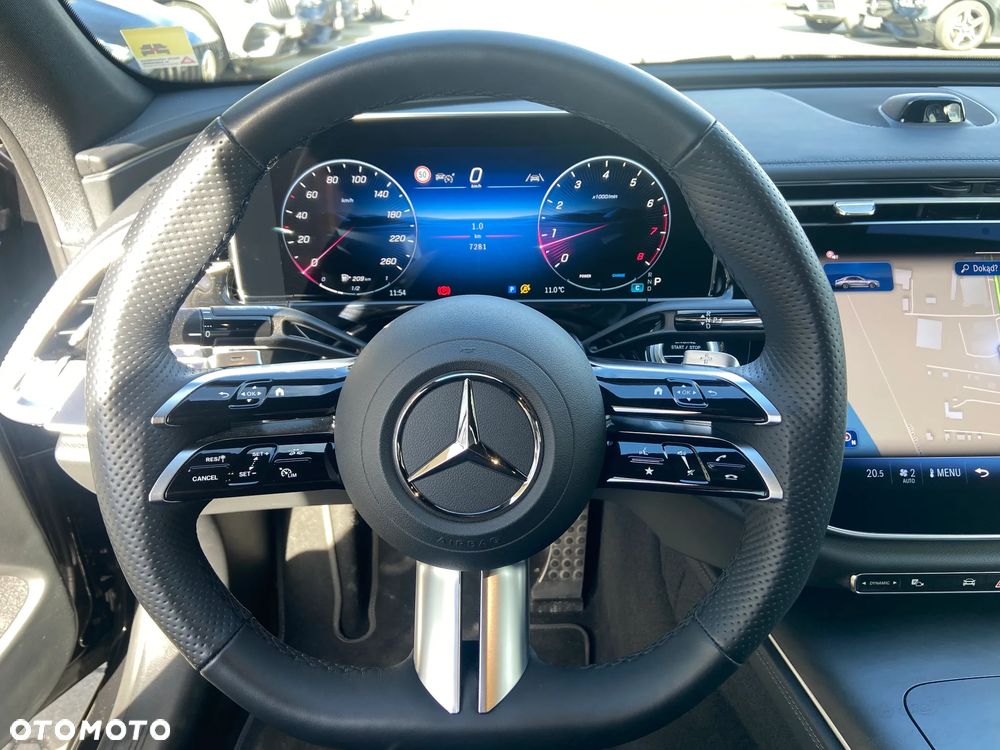 Mercedes-Benz Klasa E 200 4-Matic AMG - 13