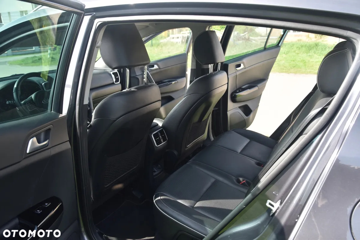 Kia Sportage 1.6 GDI L Business Line Plus 2WD - 23