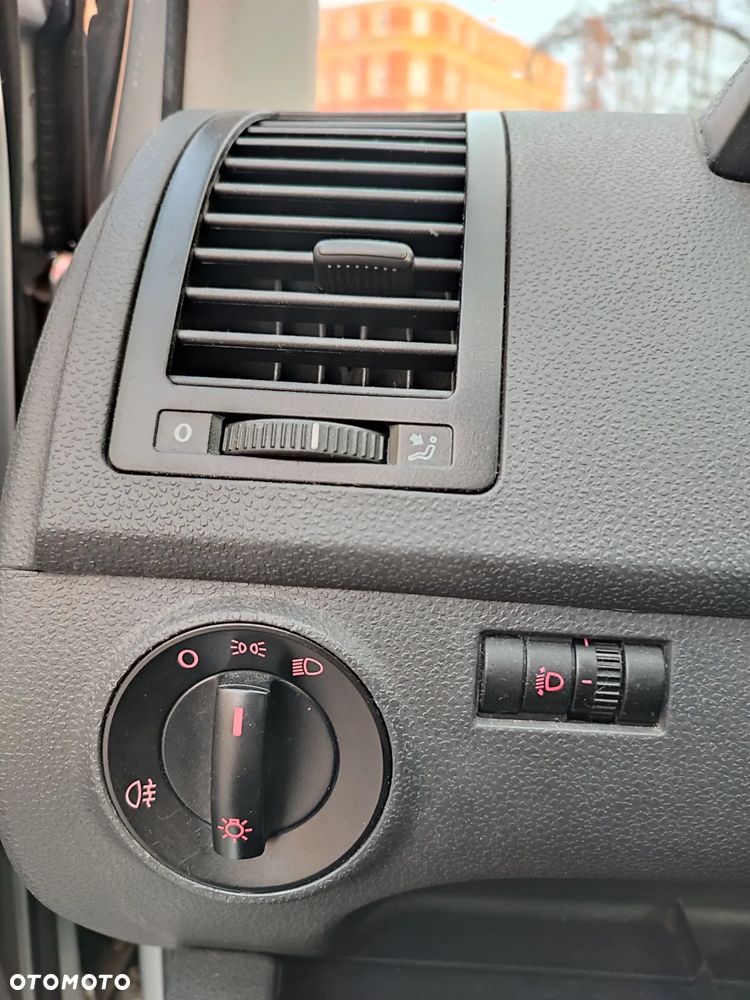 Volkswagen Polo 1.2 - 8