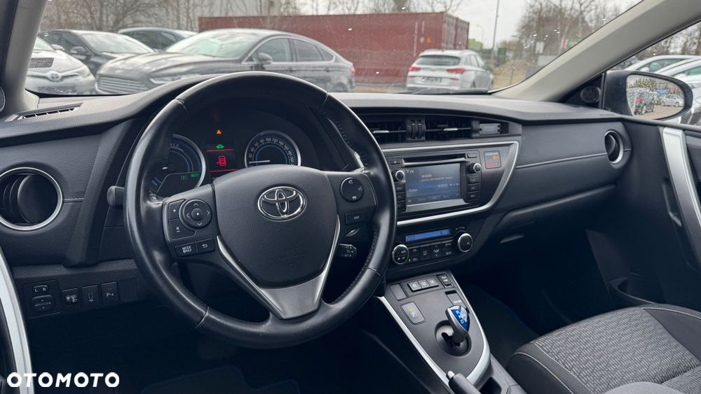 Toyota Auris Hybrid 135 Premium - 32