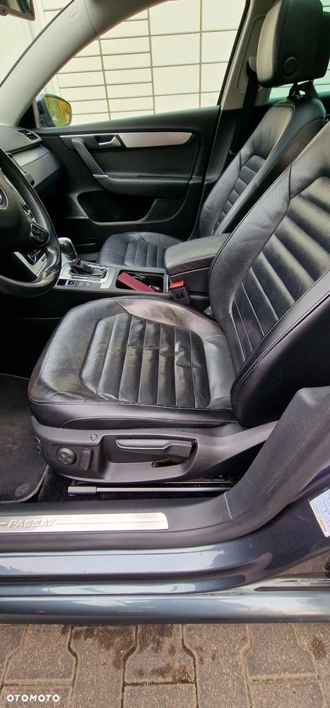 Volkswagen Passat - 24