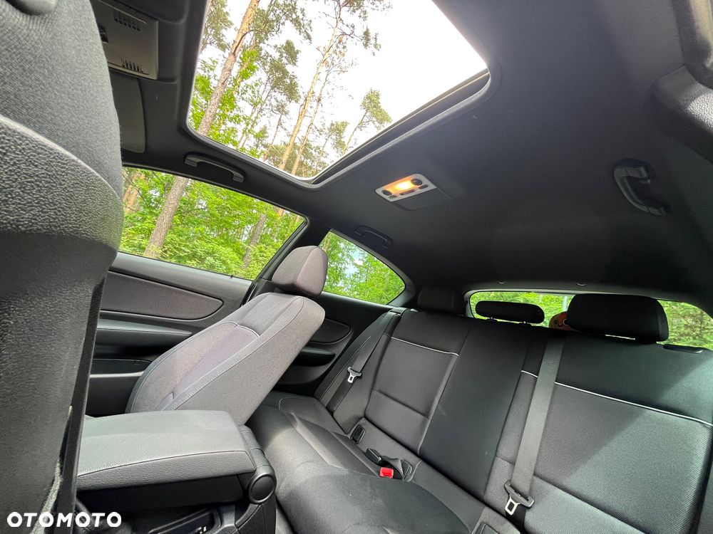 BMW Seria 1 118d DPF Edition Sport - 8