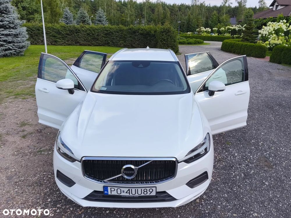 Volvo XC 60 B4 B Momentum Pro - 5