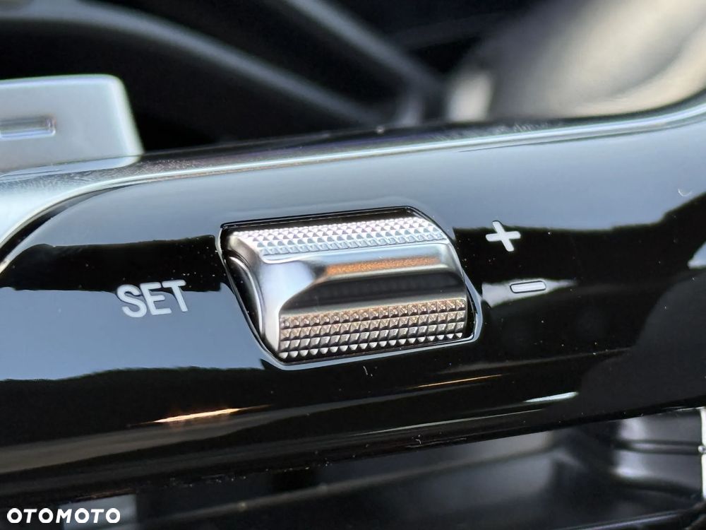 Mercedes-Benz CLA 200 - 24