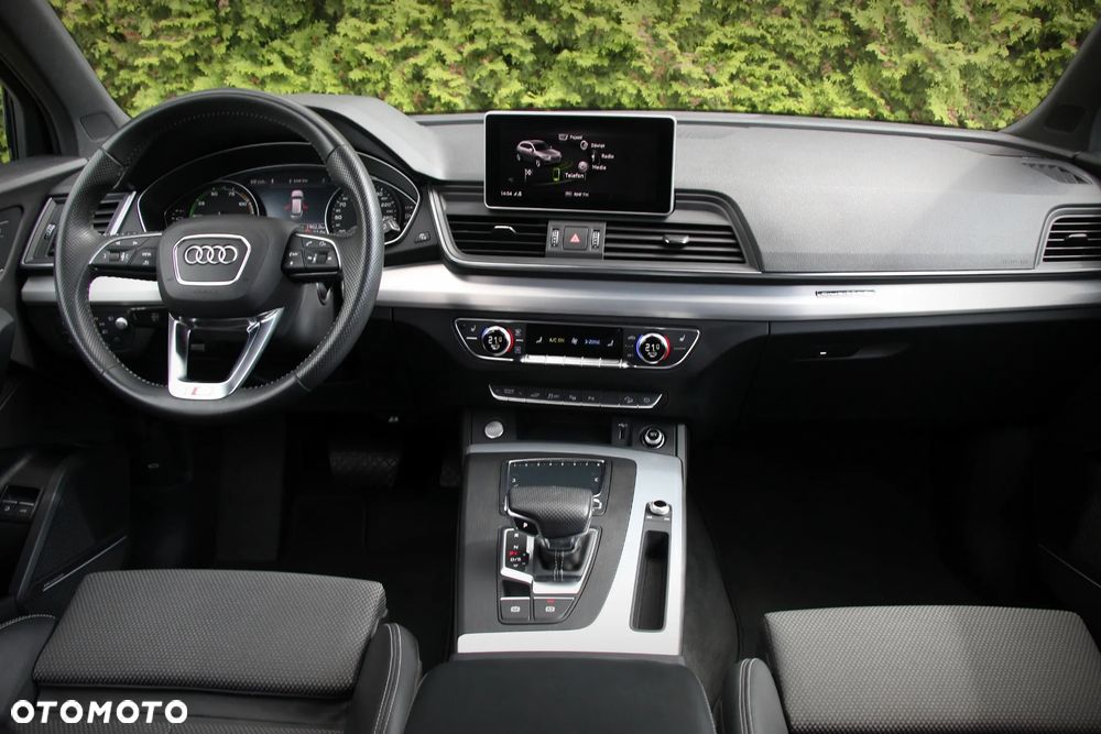 Audi Q5 55 TFSIe quattro S tronic S line - 13