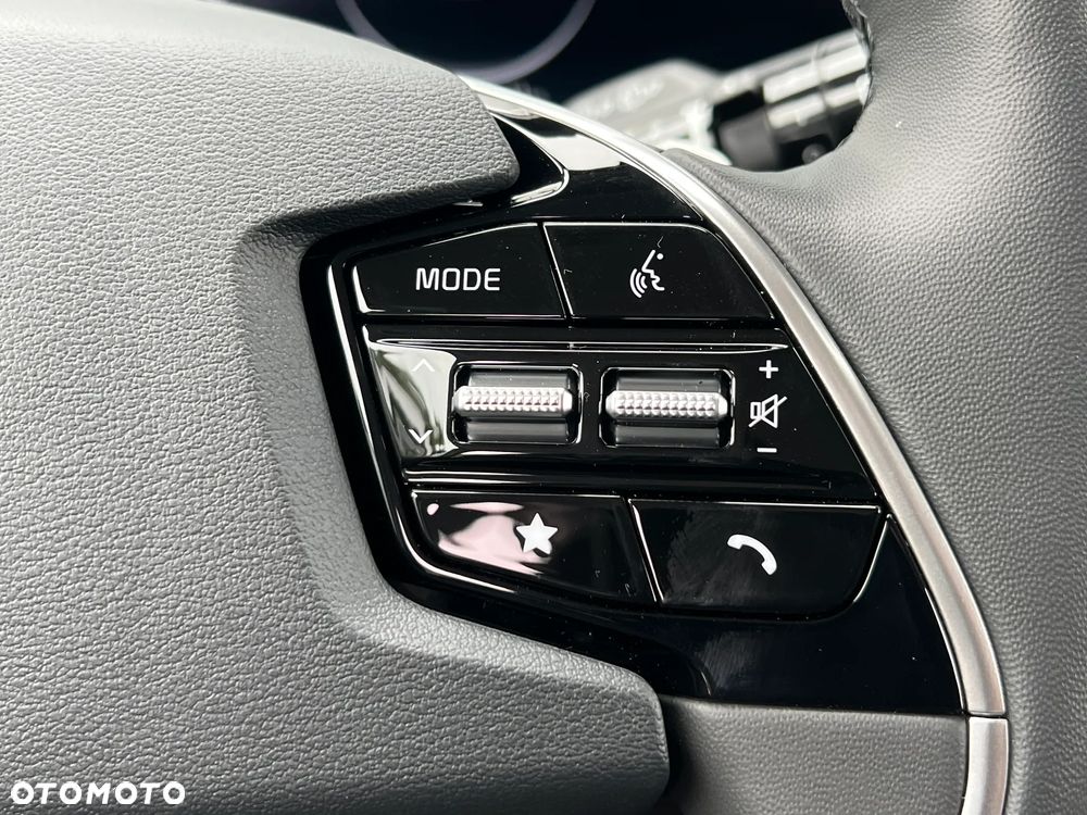 Kia Niro 1.6 GDI Hybrid Business Line - 24