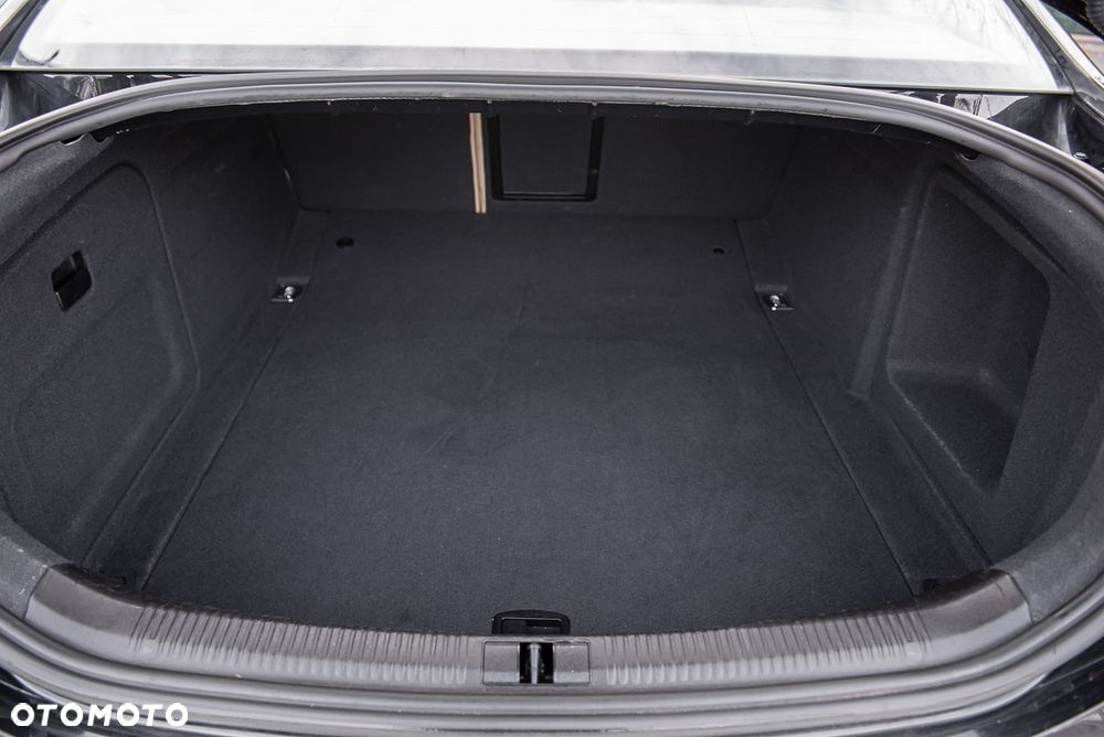 Audi A6 Limousine 3.2 FSI Quattro Tiptronic - 33