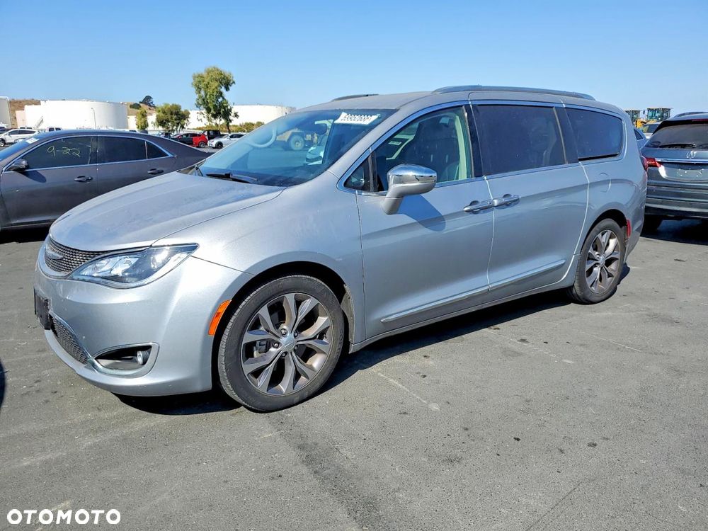 Chrysler Pacifica