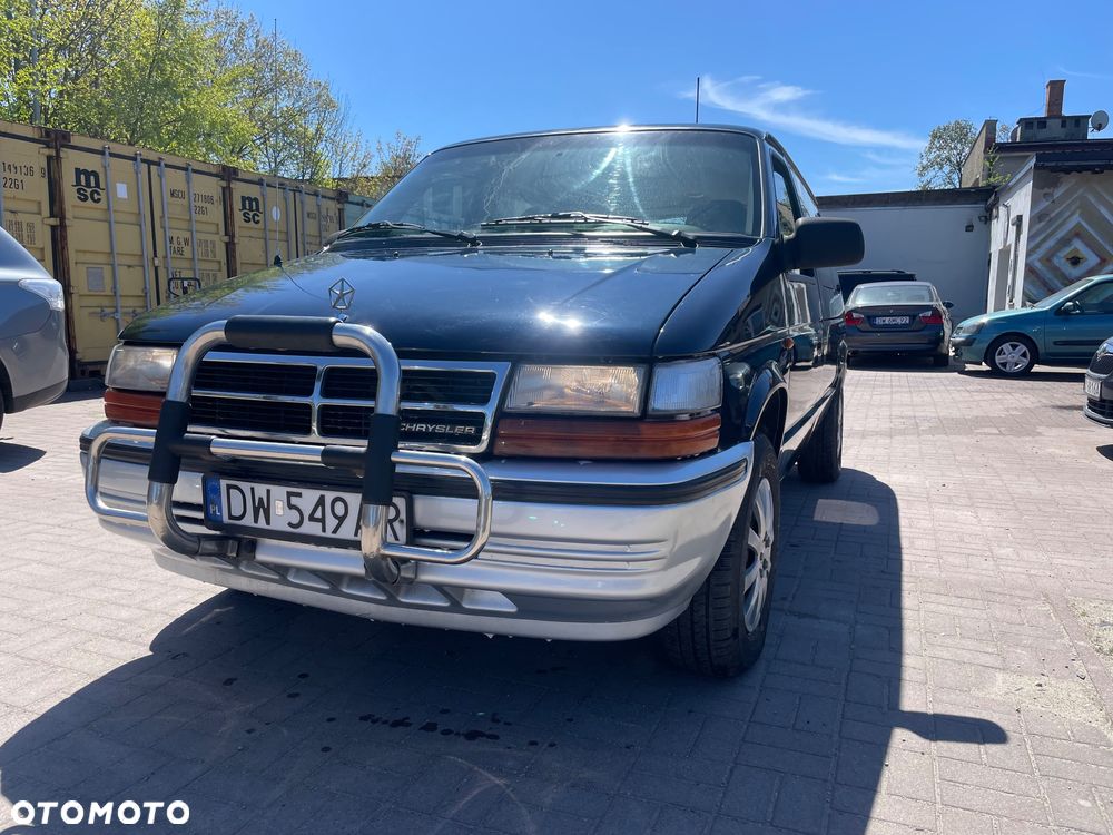 Chrysler Voyager 3.3 SE - 15