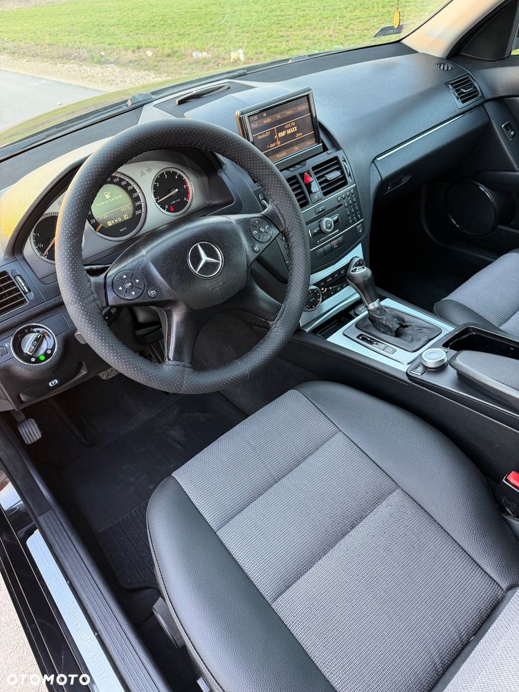 Mercedes-Benz Klasa C 220 CDI DPF Automatik Avantgarde - 9