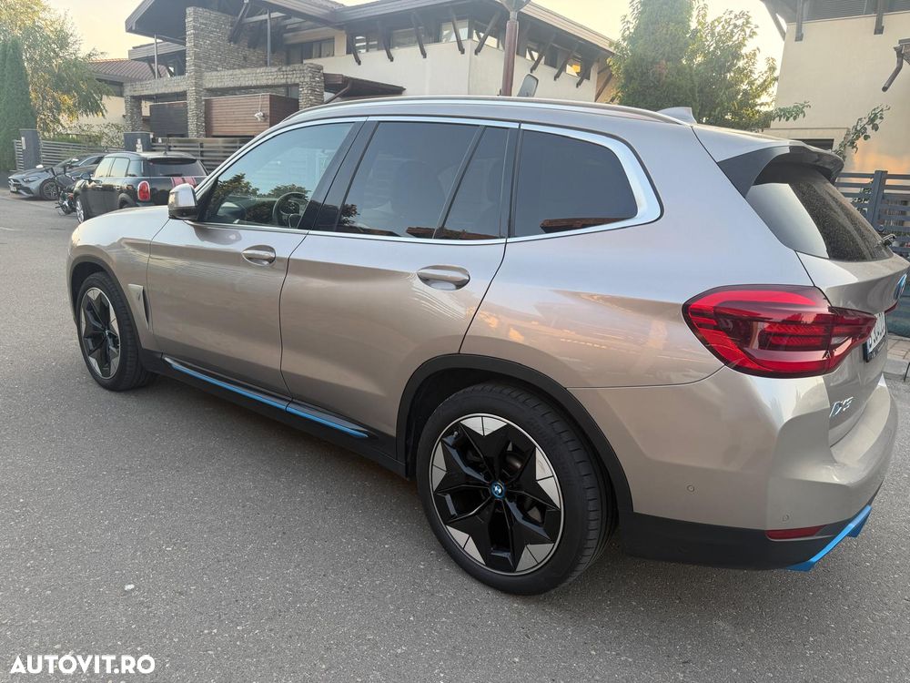 BMW iX3 Standard - 6