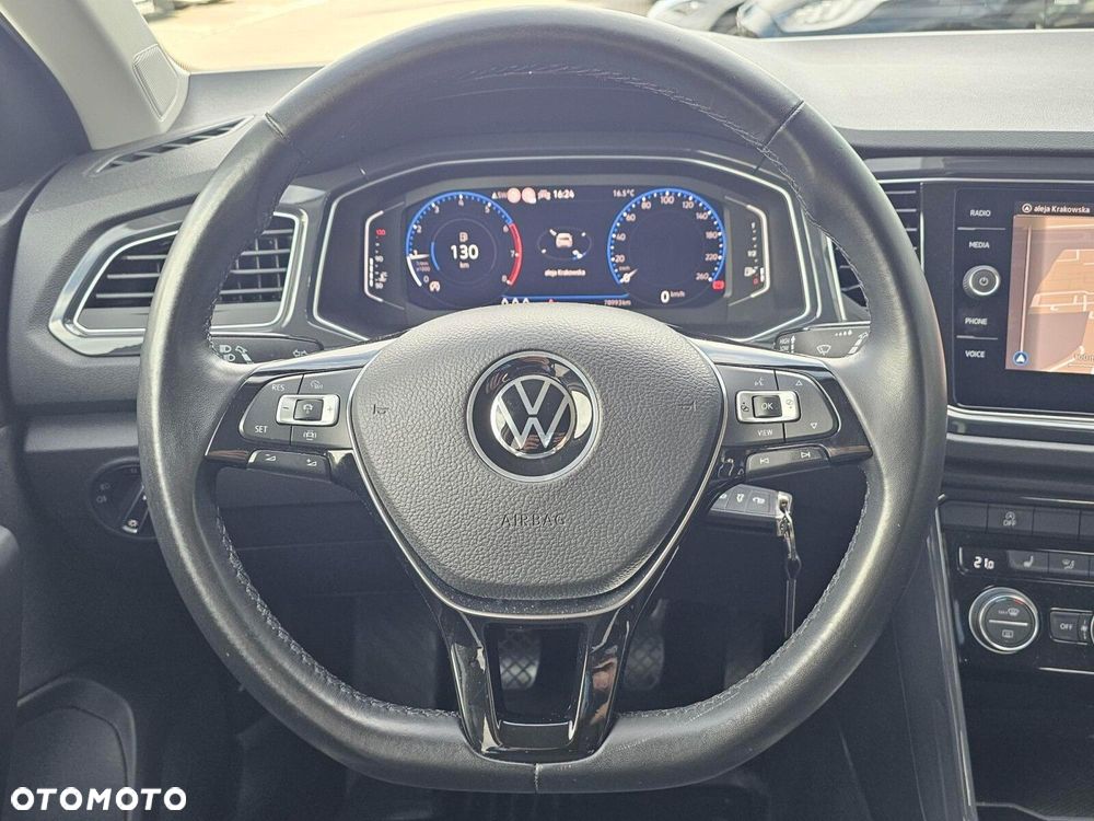 Volkswagen T-Roc - 18