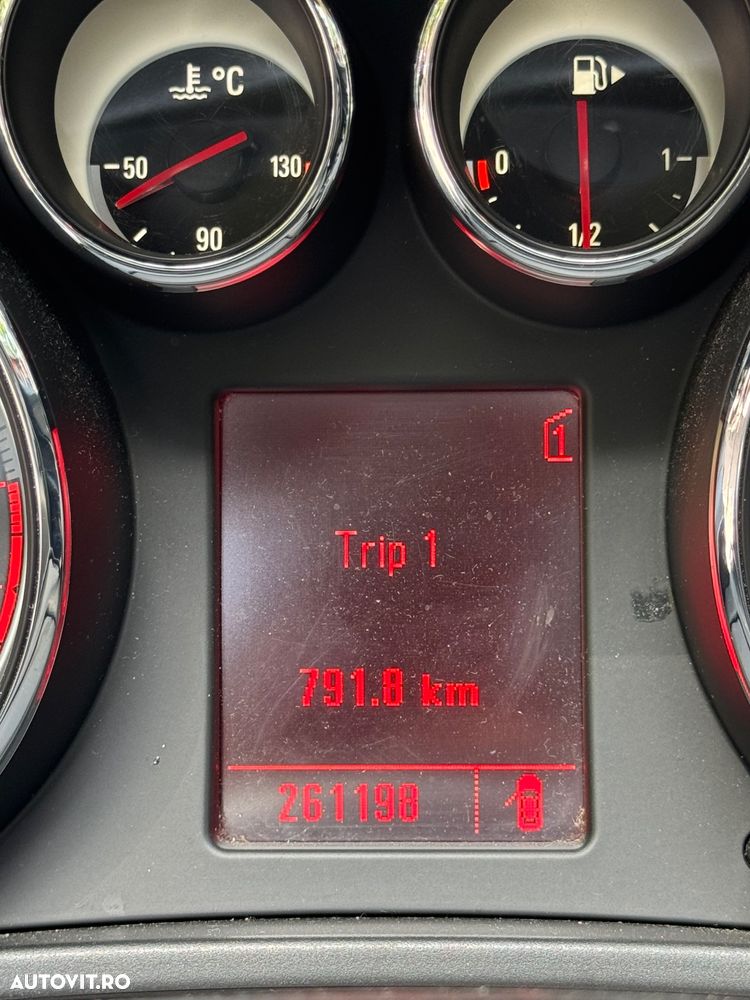 Opel Insignia 2.0 CDTI Sport - 8