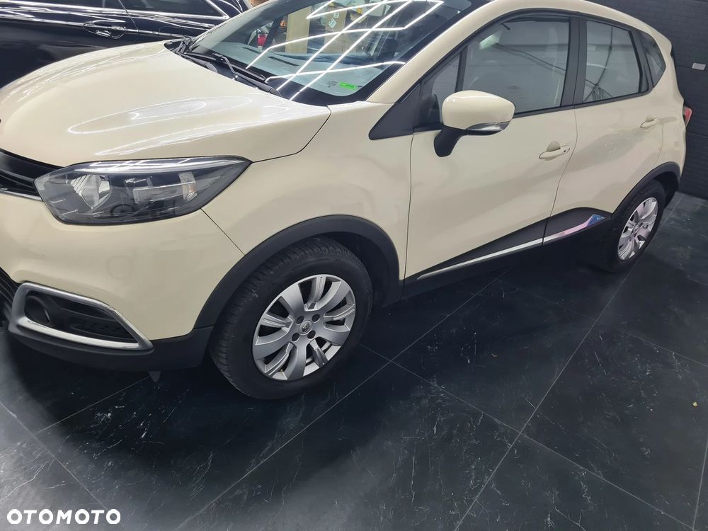 Renault Captur ENERGY TCe 90 Start&Stop Luxe - 16