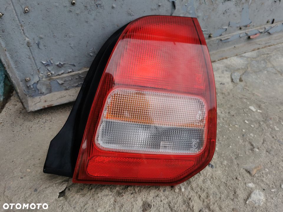 Mitsubishi Colt V CJ0 Lampa prawy tył tylna 95-03 EUROPA - 1