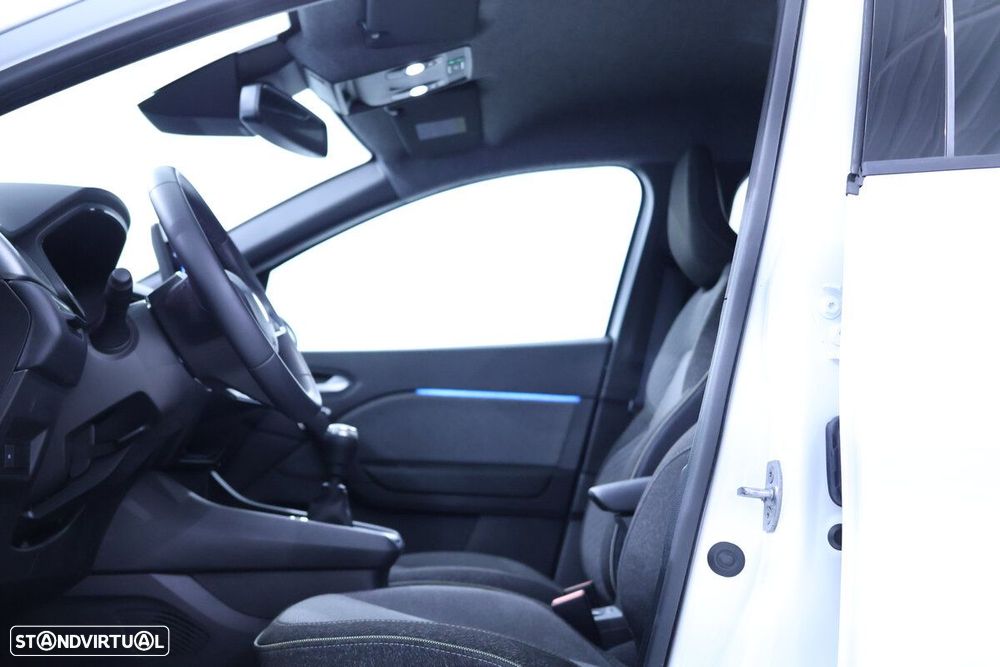 Renault Captur - 27
