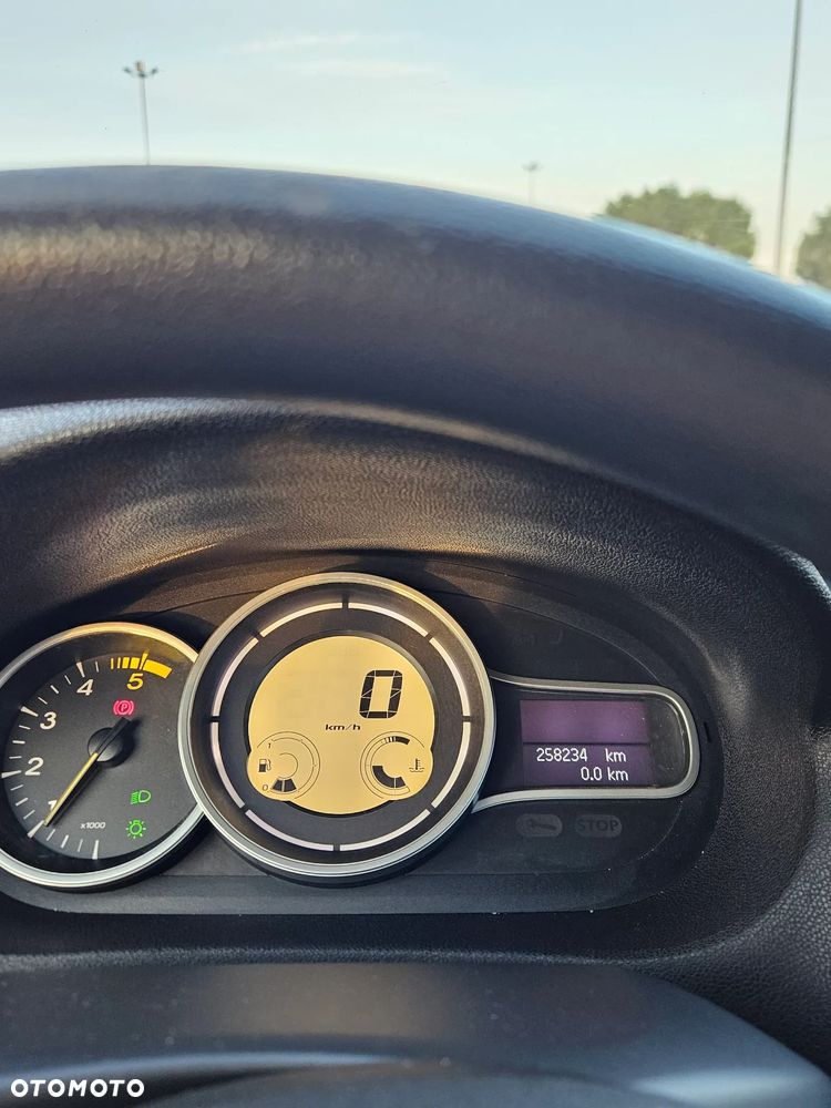Renault Megane 1.5 dCi Alize - 4