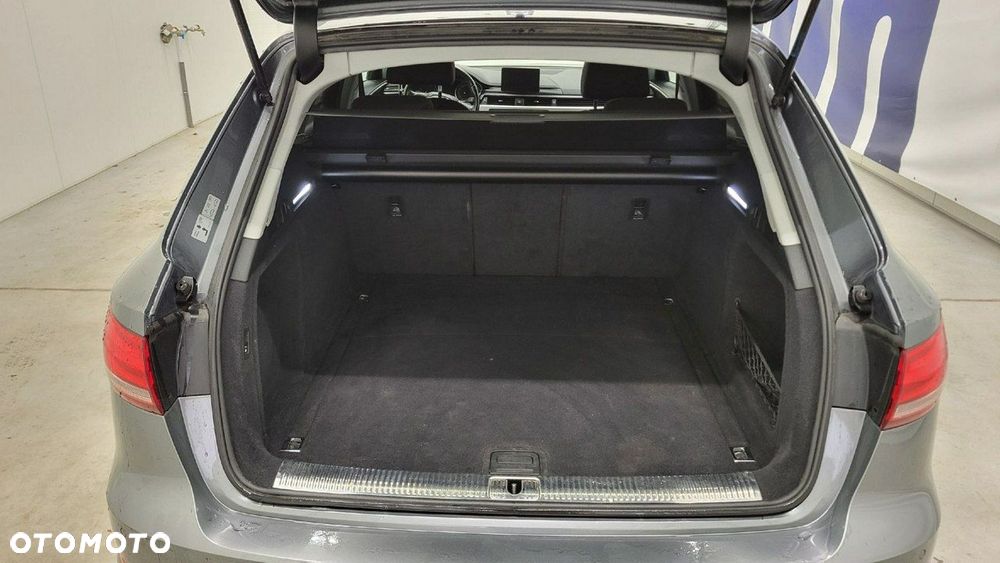 Audi A4 Avant 35 TDI S tronic - 22