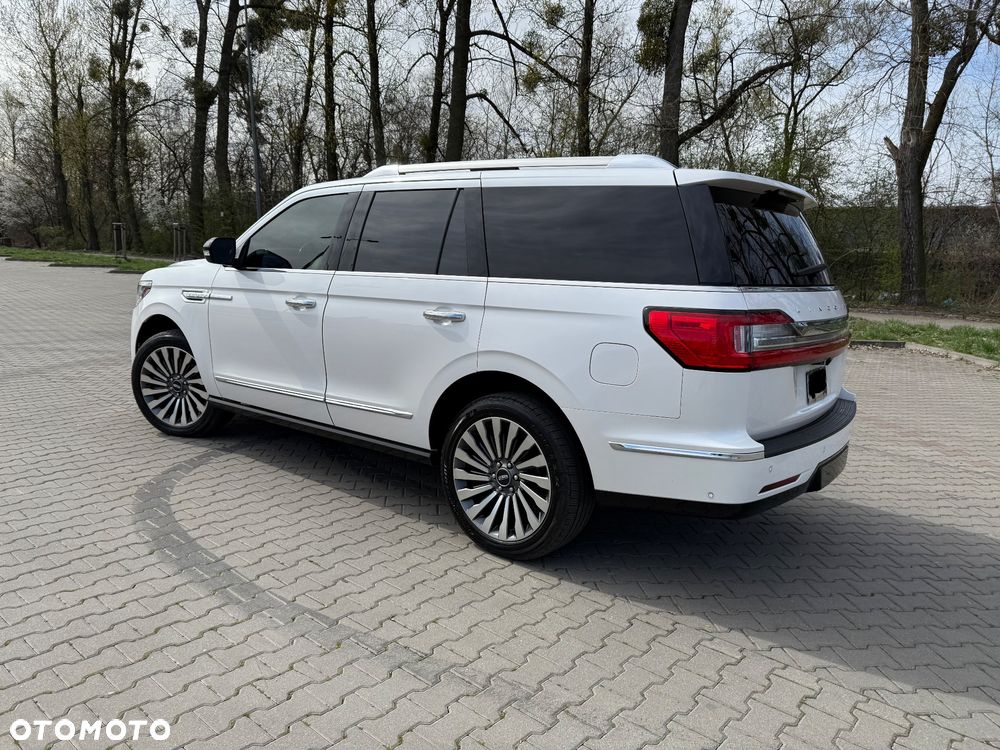 Lincoln Navigator - 12