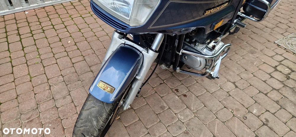 Honda GL - 26