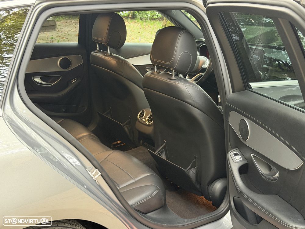 Mercedes-Benz C 200 - 12