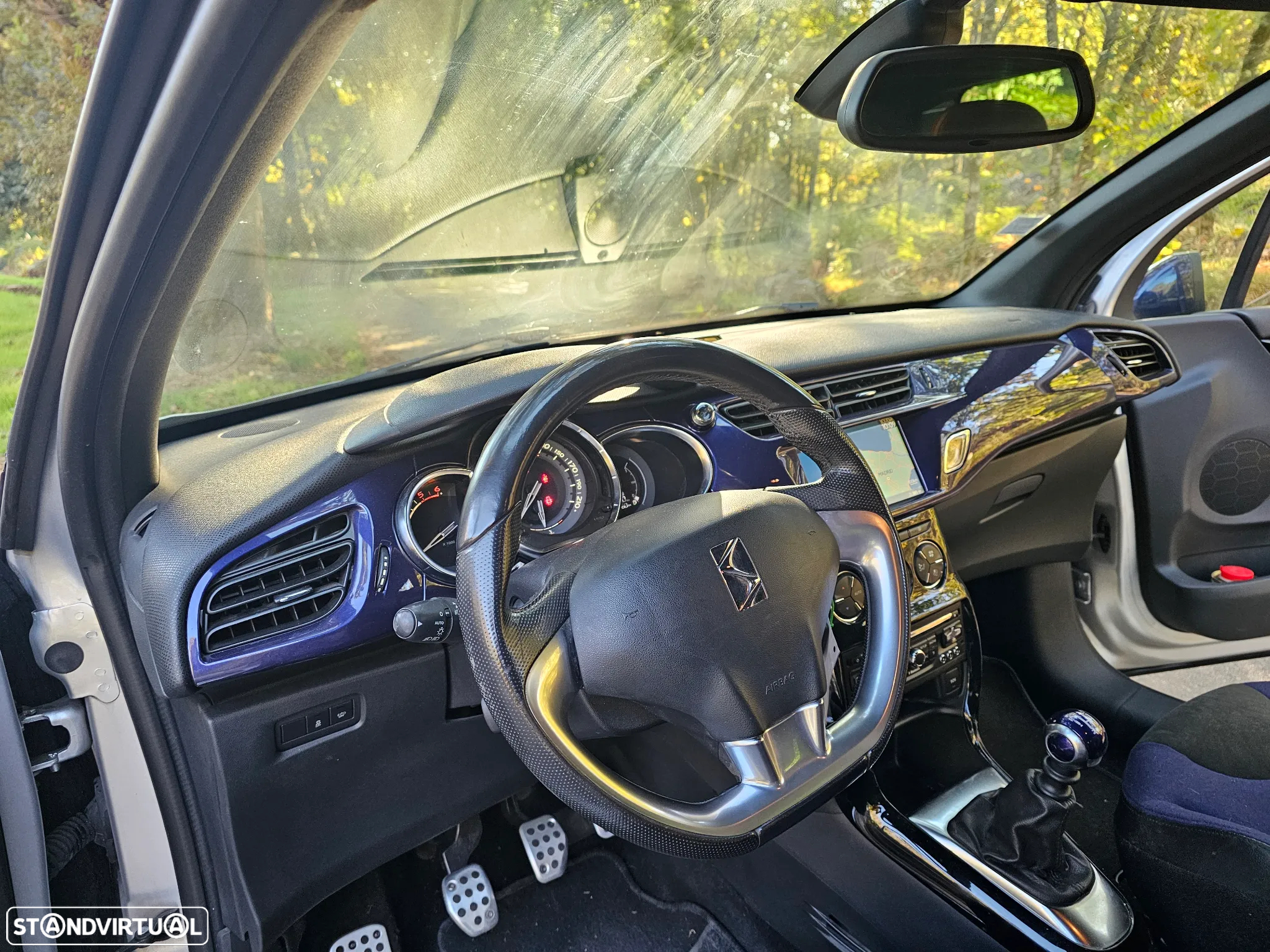 Citroën DS3 1.6 e-HDi Airdream Sport Chic - 23