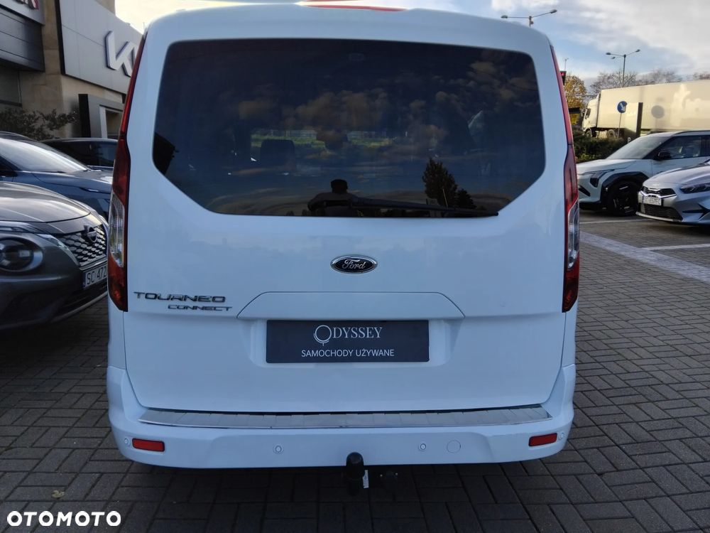 Ford Tourneo Connect 1.6 TDCi Titanium - 5