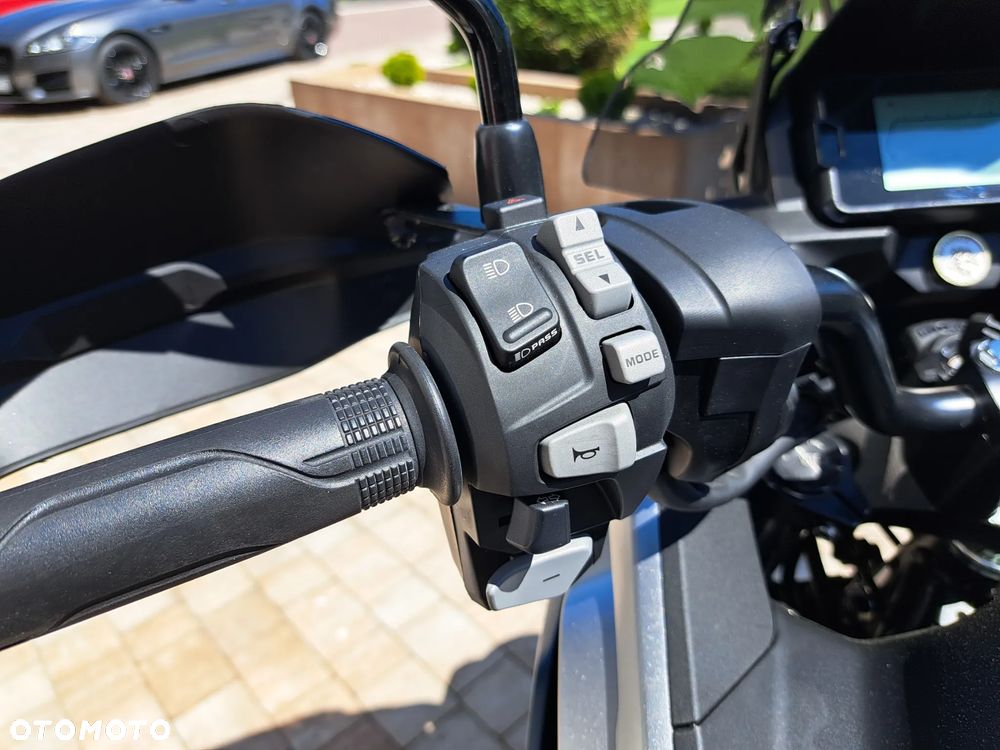 Honda NC - 16