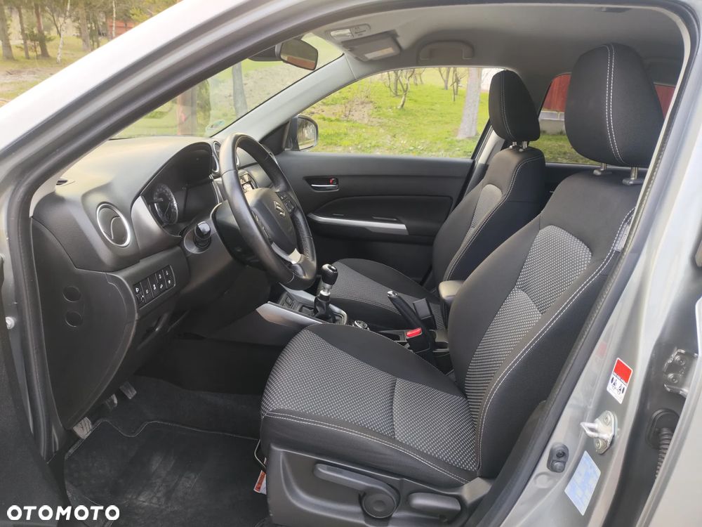 Suzuki Vitara 1.4 Boosterjet Allgrip Comfort+ - 17
