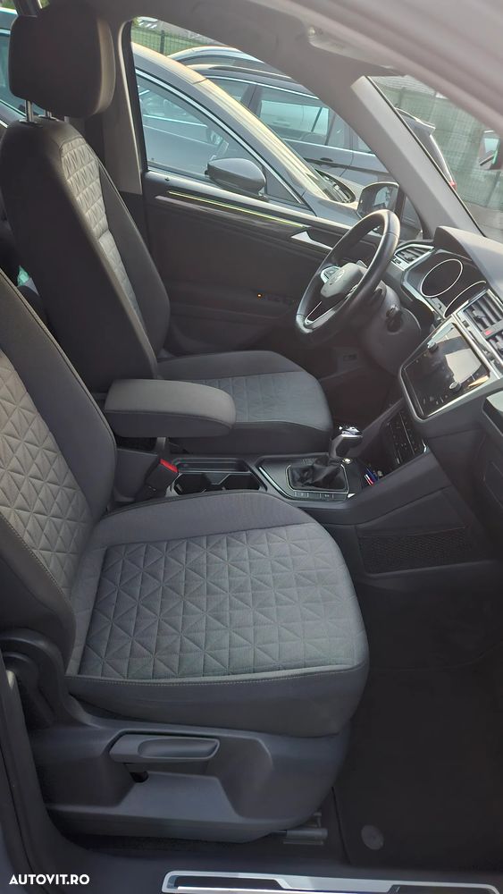 Volkswagen Tiguan - 15