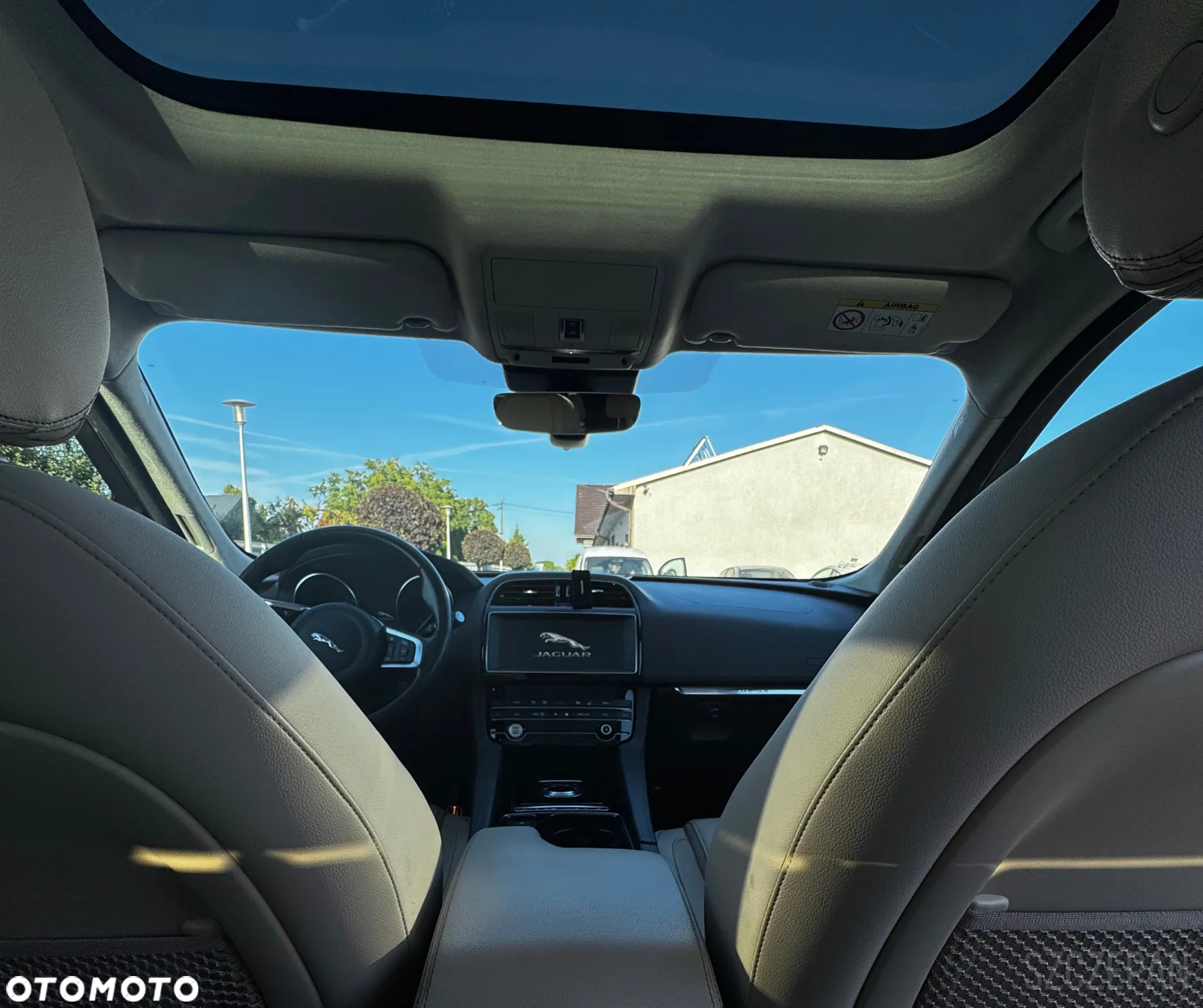 Jaguar F-Pace 2.0 i4D AWD Prestige - 9