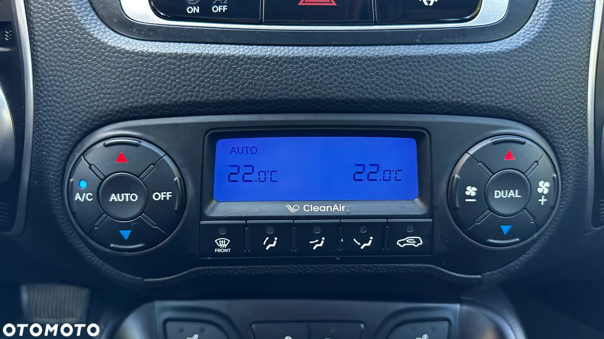 Hyundai ix35 2.0 CRDi 4WD Automatik Premium - 26