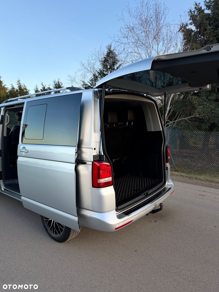 Volkswagen Caravelle - 13