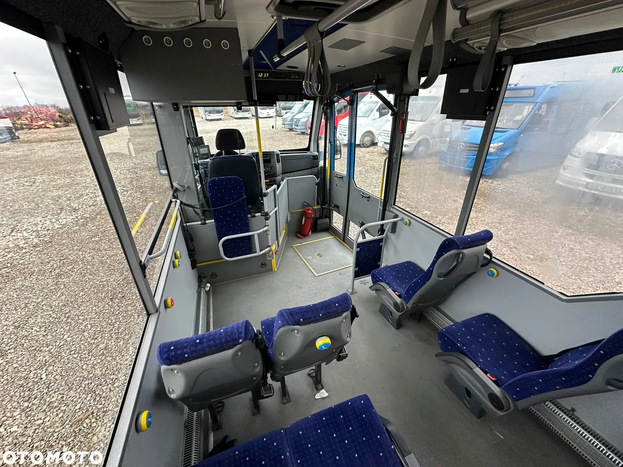 Mercedes-Benz Sprinter 516 - 18