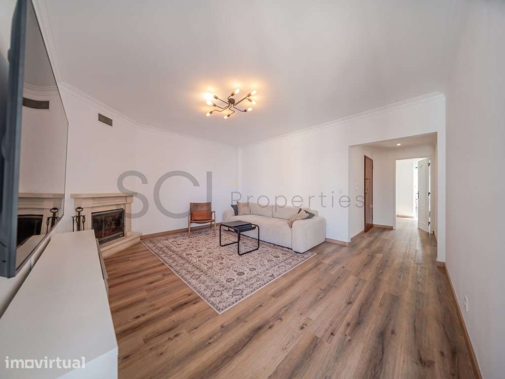 Apartamento T3 Charneca da Caparica Remodelado 1º sem elevador - Grande imagem: 4/33