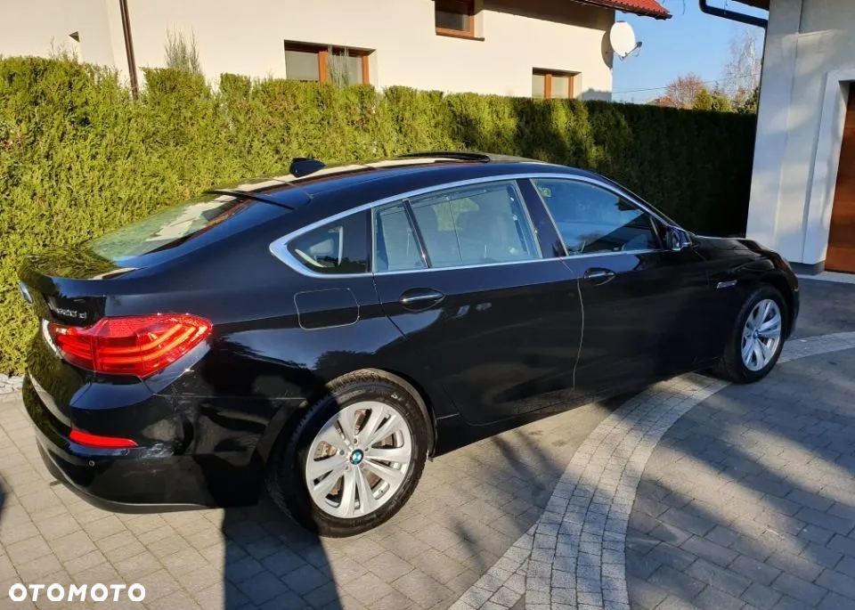 BMW 5GT 520d - 14