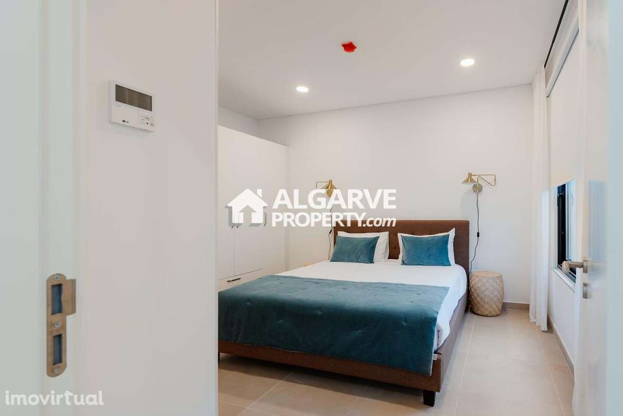 Moderno T2 no Centro de Faro com Garagem e Excelentes Acessos - Grande imagem: 5/34