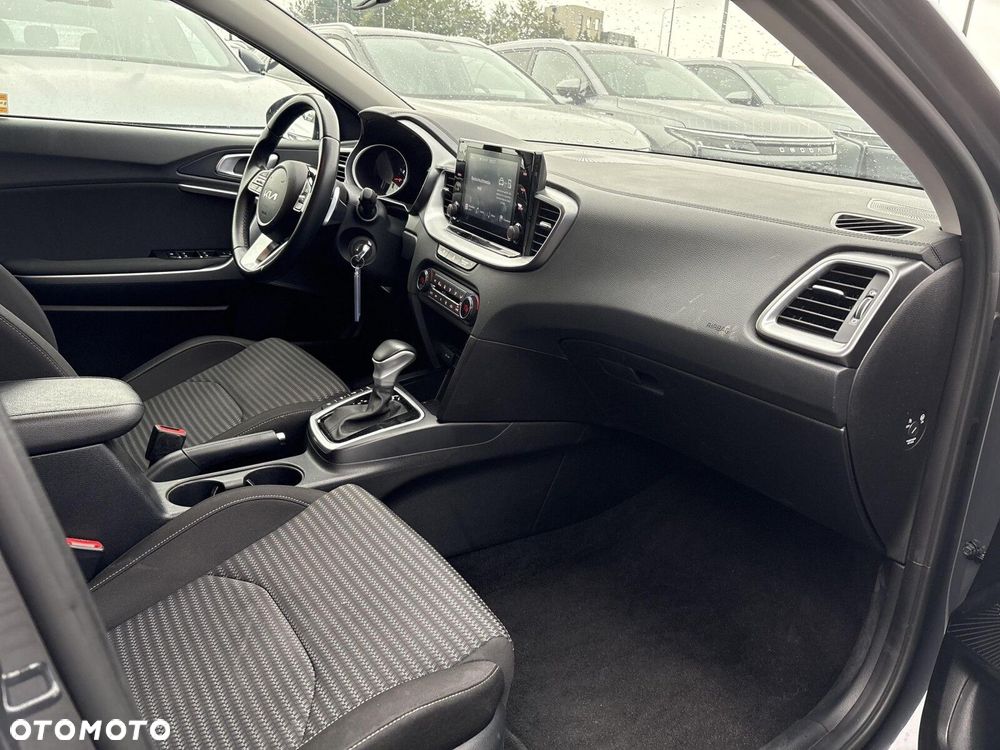 Kia XCeed 1.5 T-GDI M DCT - 11