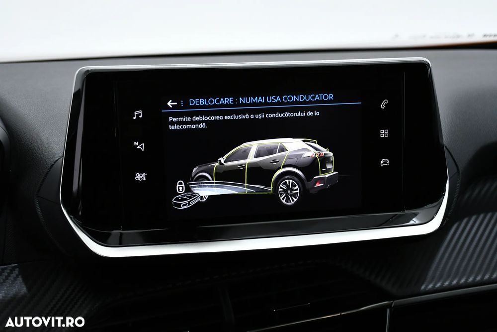 Peugeot 2008 1.2 L PureTech STT EAT8 Allure - 36