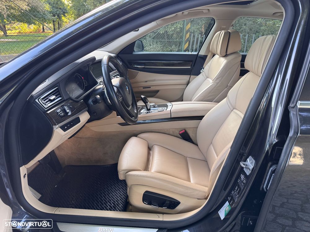 BMW 740 d - 17