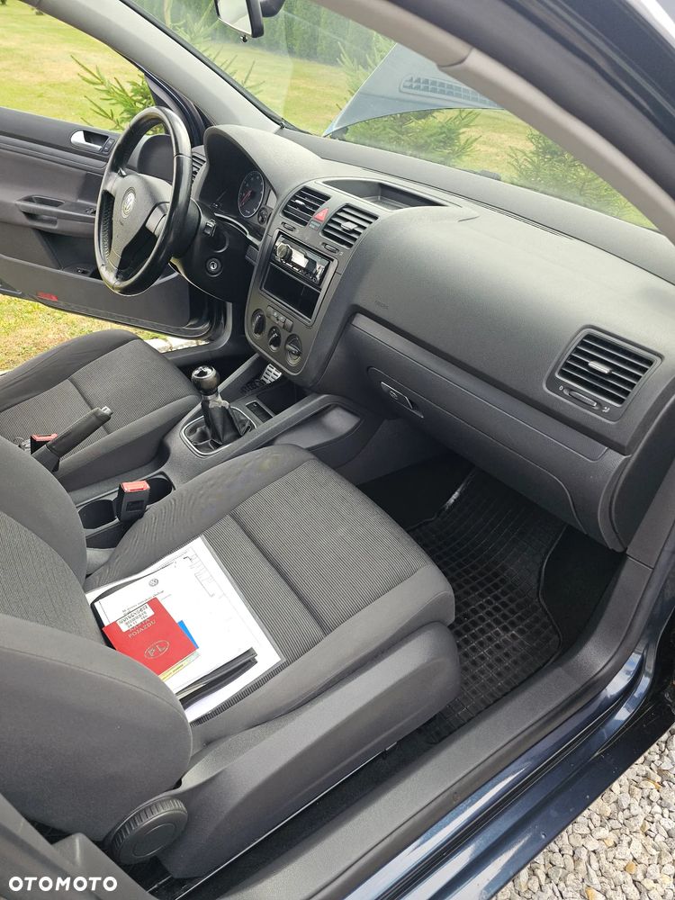 Volkswagen Golf 1.4 FSI Trendline - 6