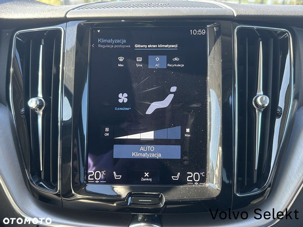 Volvo XC 60 - 23
