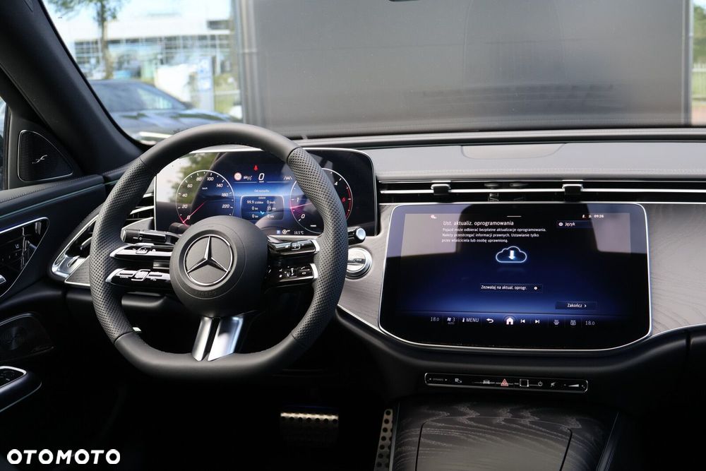 Mercedes-Benz Klasa E - 12