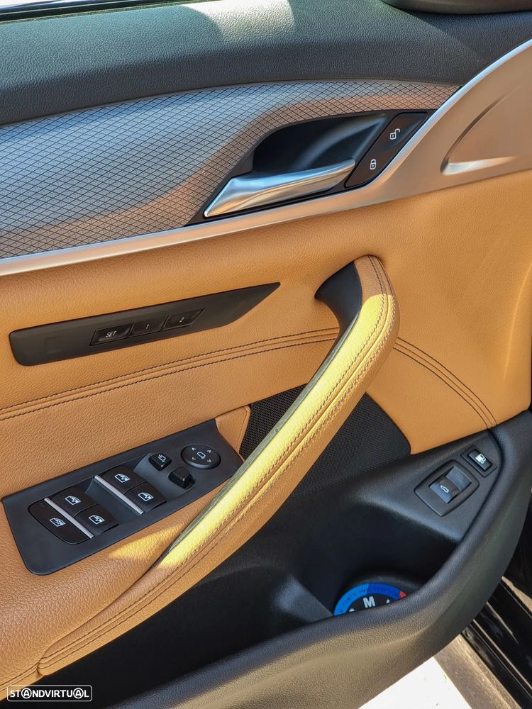 BMW 530 e iPerformance Pack M - 22